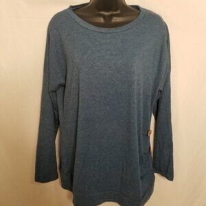 Long sleeve tunic top with button detail